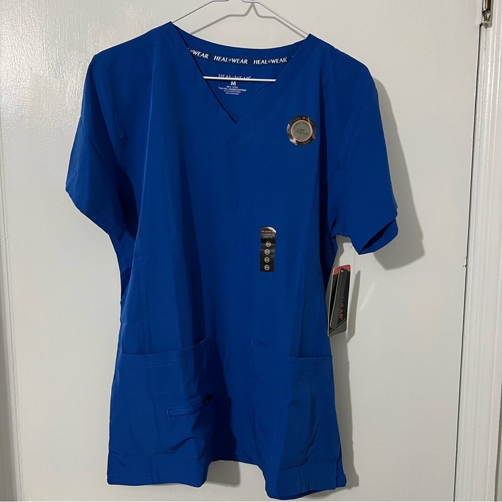 Healwear Size Medium Royal Blue Scrub Top